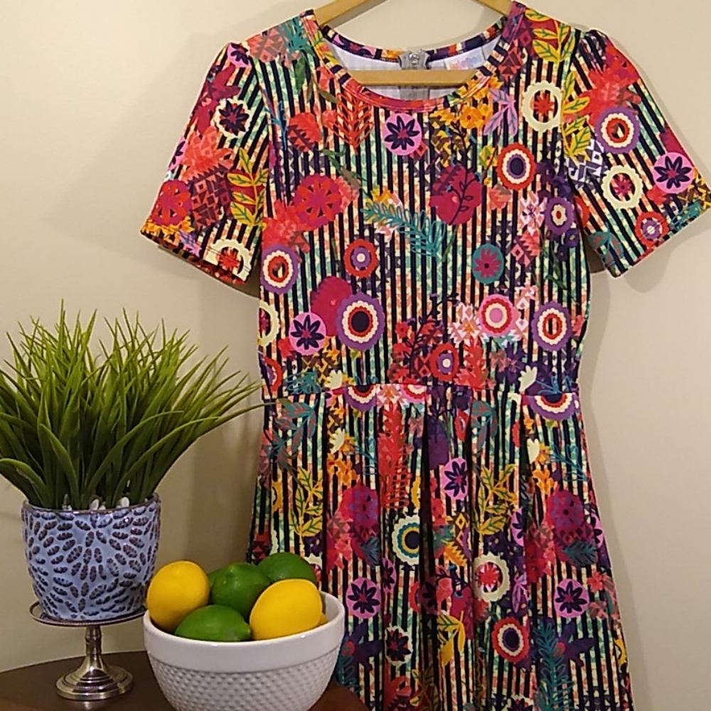EUC LuLaRoe Floral Julia Dress